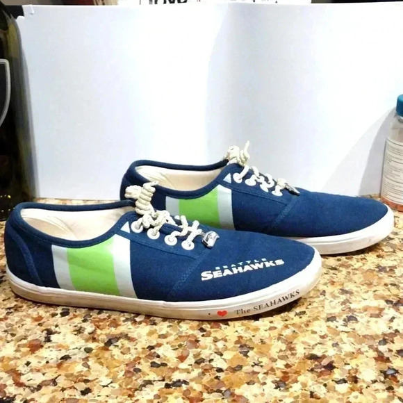 Seattle Seahawks Fan shoes - Picture 1 of 7